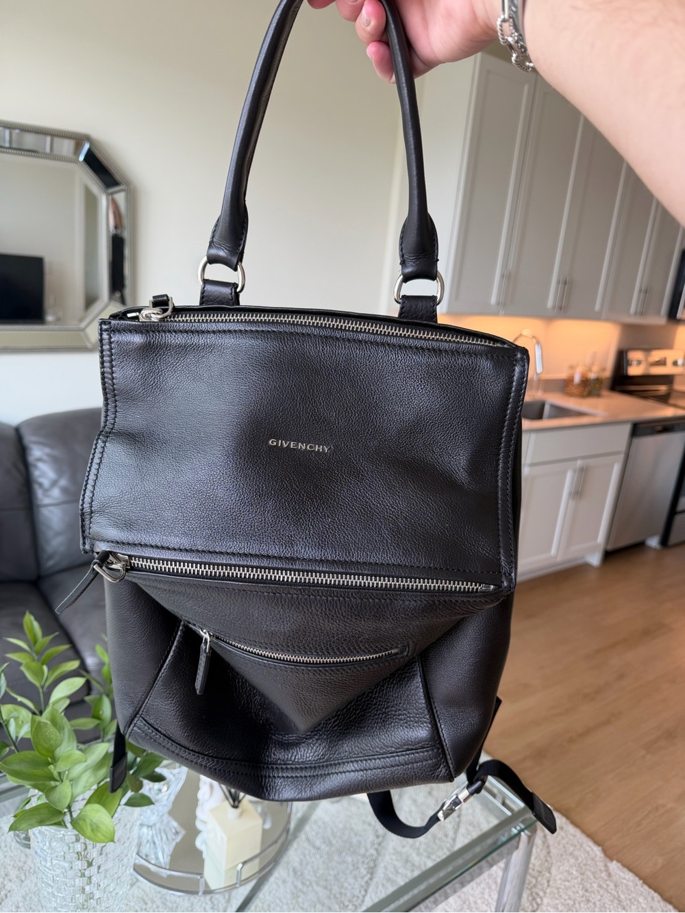 Givenchy Pandora Backpack - Picture 2 of 11